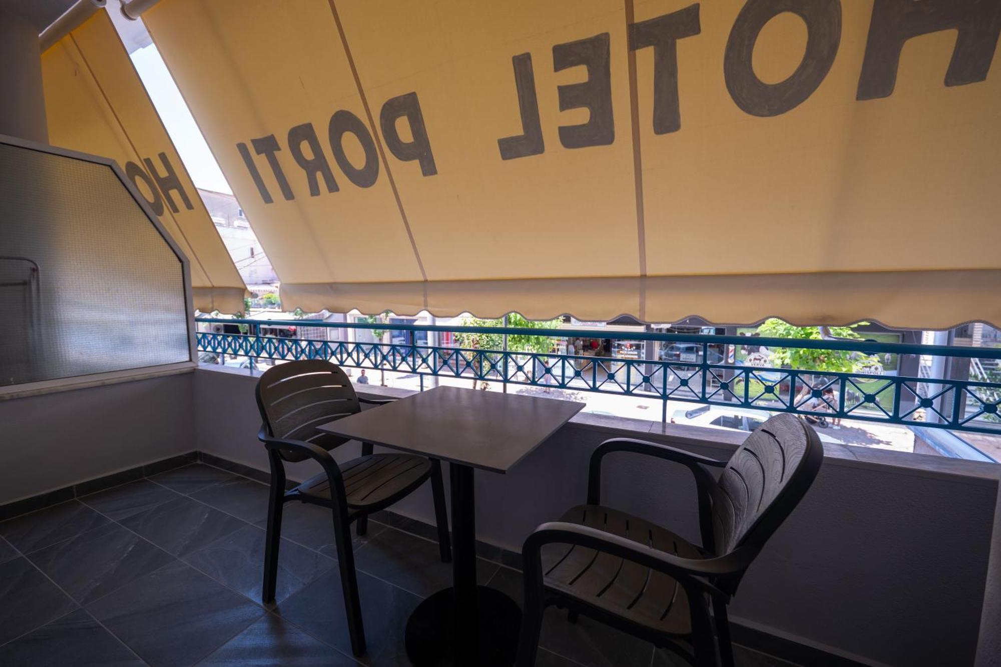 Hotel Porti Saranda Extérieur photo