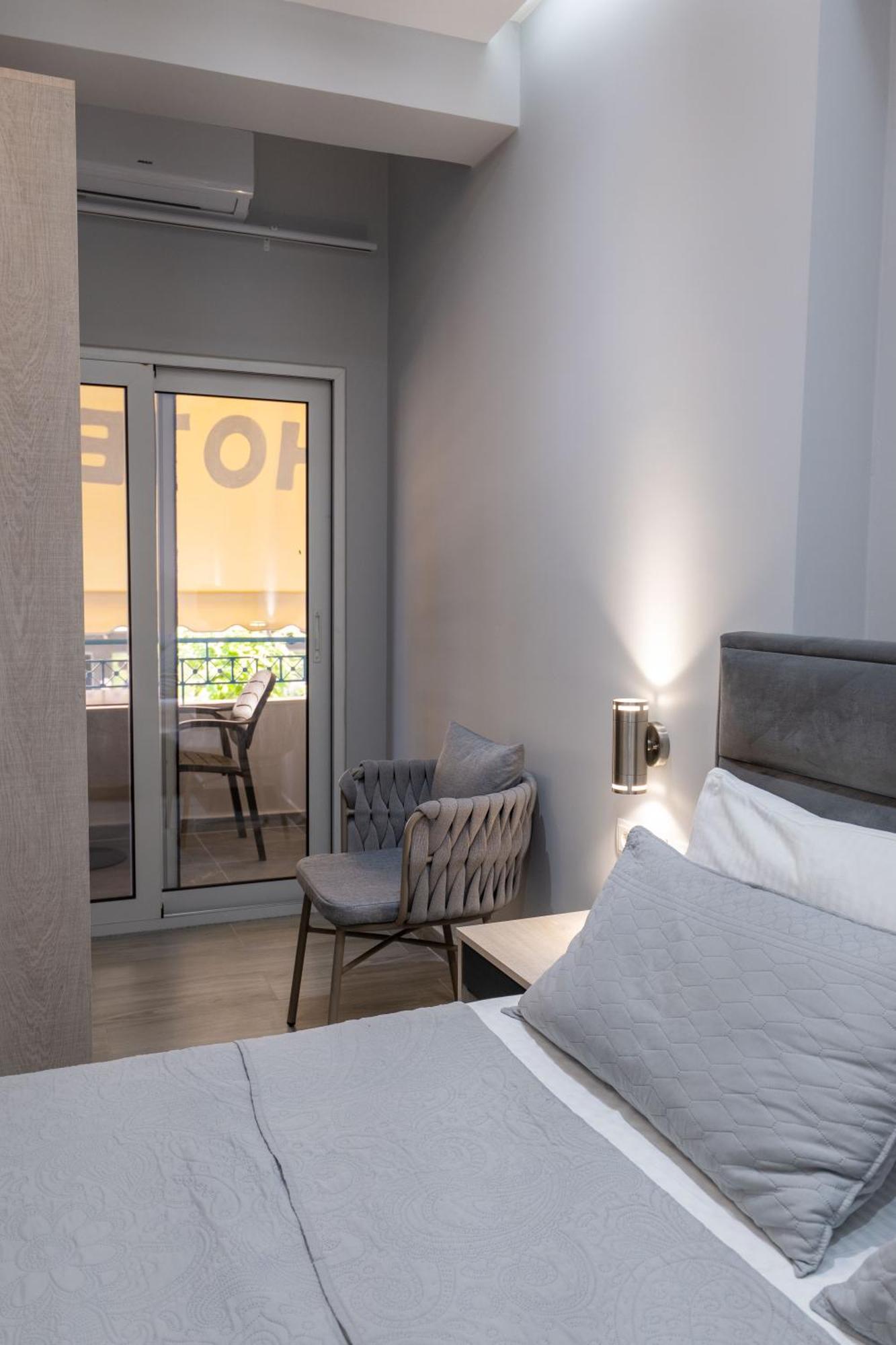 Hotel Porti Saranda Extérieur photo