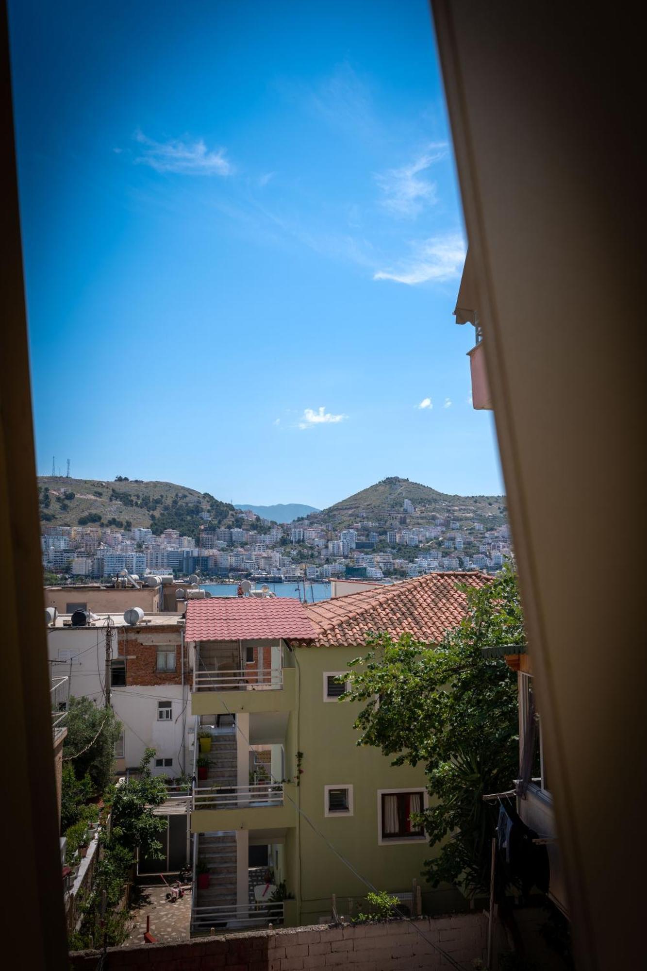 Hotel Porti Saranda Extérieur photo