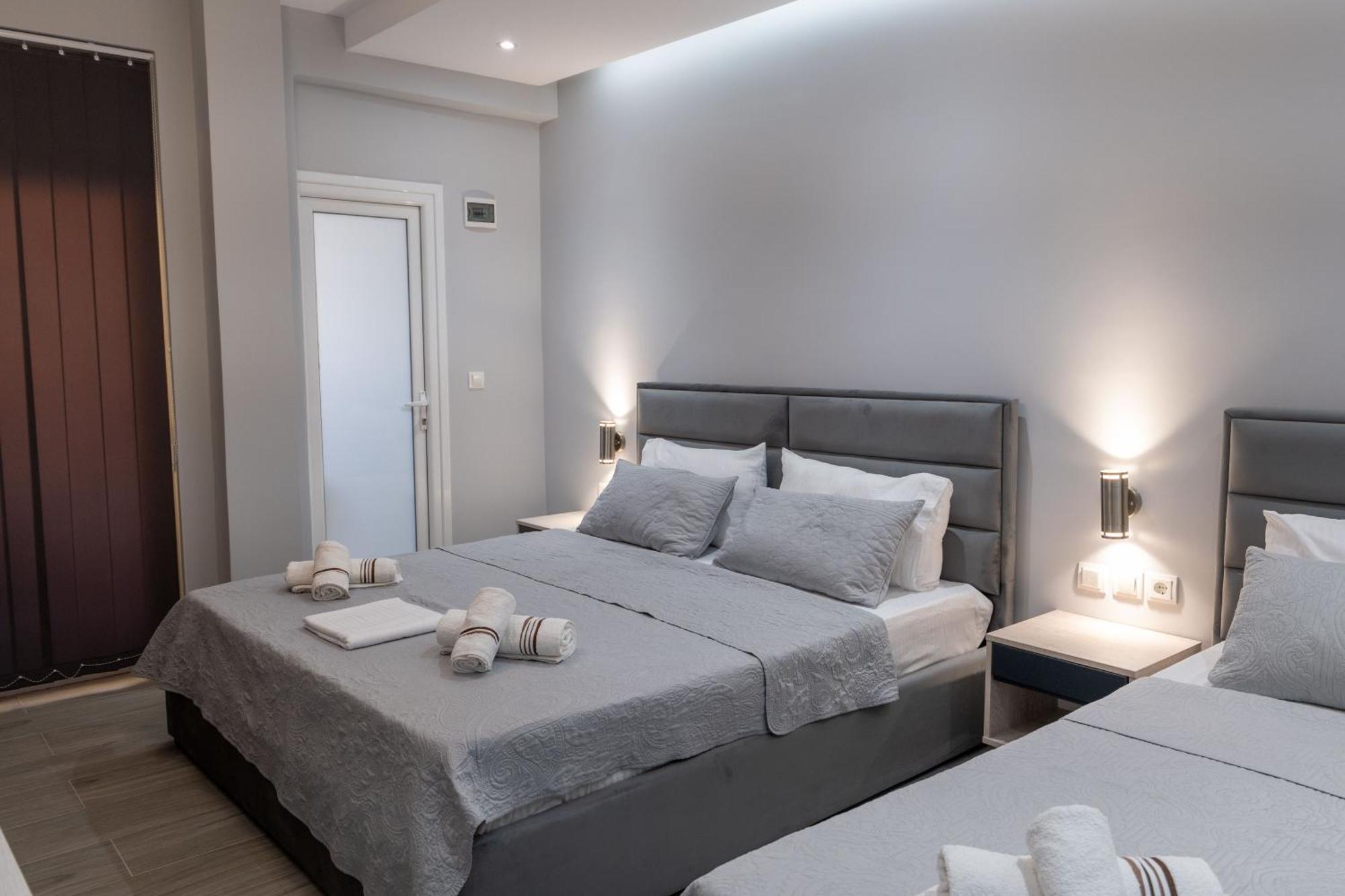 Hotel Porti Saranda Extérieur photo