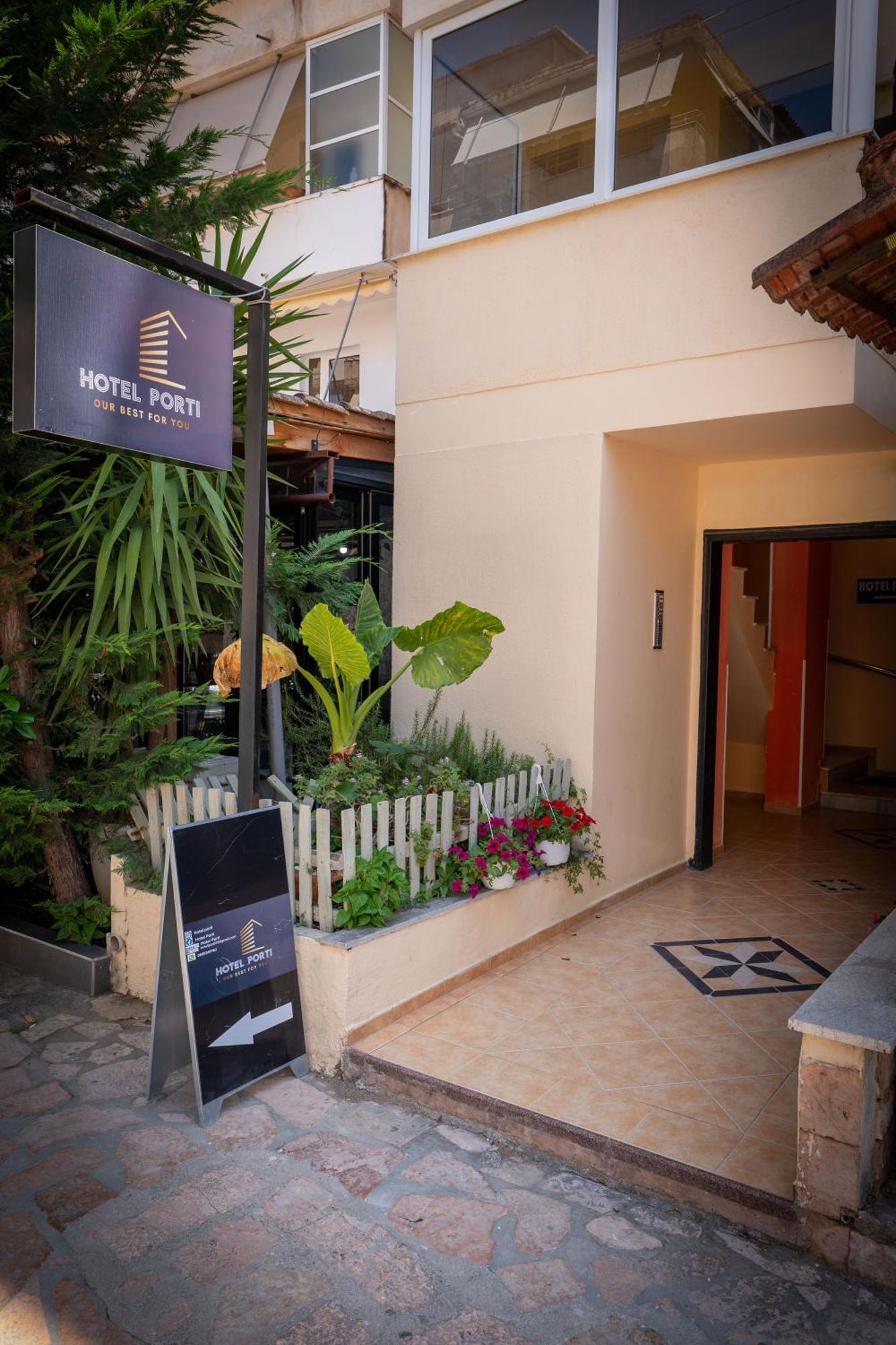 Hotel Porti Saranda Extérieur photo